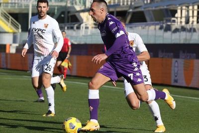 Debut desafortunado en el banquillo de Fiorentina para Prandelli - Fútbol - ABC Color