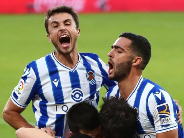Real Sociedad mira a todos desde arriba