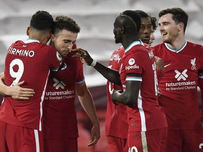 El Liverpool atrapa al Tottenham