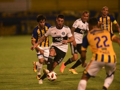 Un empate en el debut