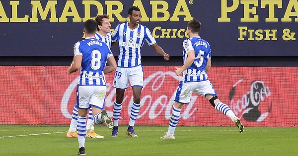La Nación / Real Sociedad sigue líder