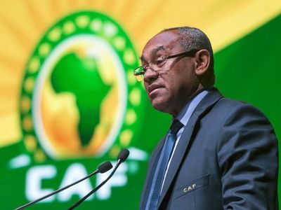 La FIFA suspendió por cinco años al presidente de la CAF - Fútbol - ABC Color