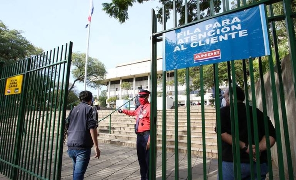 HOY / ANDE dispuso cierre preventivo en sede Boggiani y Asunción por Covid-19