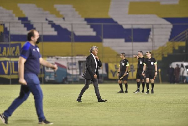 Néstor Gorosito en los 14 debuts: 6 caídas, 5 empates y 3 victorias - Olimpia - ABC Color