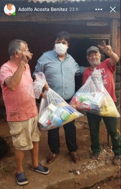 Presidente Franco: Concejal hace proselitismo con víveres de Itaipu - ABC en el Este - ABC Color