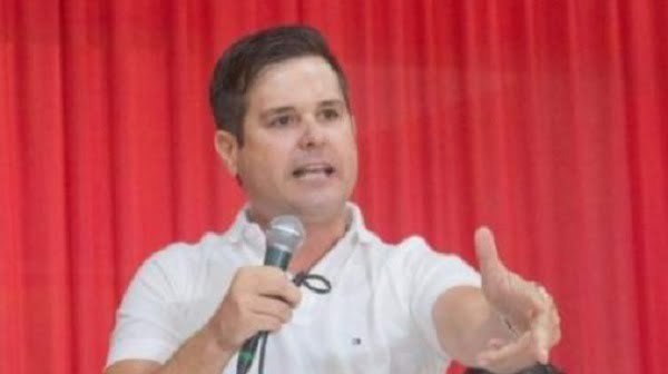 Carlos Godoy retira su apoyo al candidato Julio Balbuena - Noticiero Paraguay