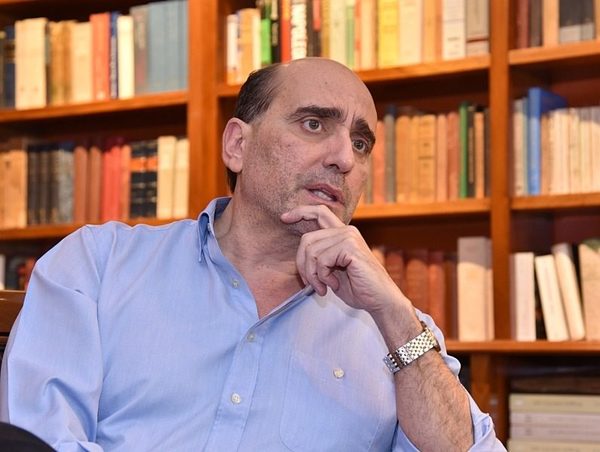 "Itaipu es la caja chica de los gobiernos de turno", afirma exdirector · Radio Monumental 1080 AM