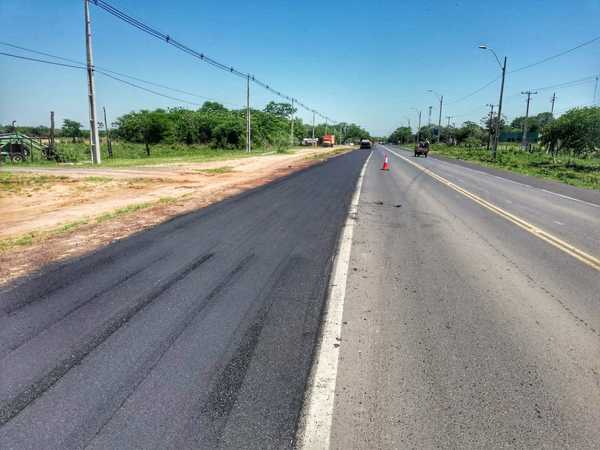 MOPC renueva banquinas de la Transchaco con colación de carpeta asfáltica | .::Agencia IP::.