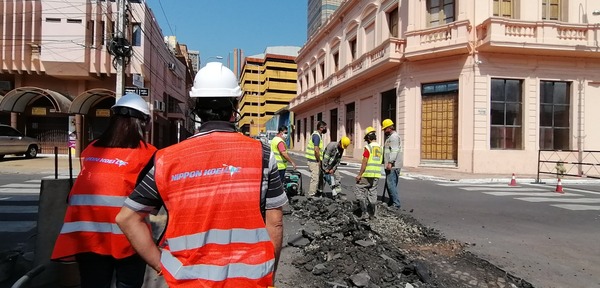 Prosiguen labores para mejorar la red cloacal de Asunción | .::Agencia IP::.