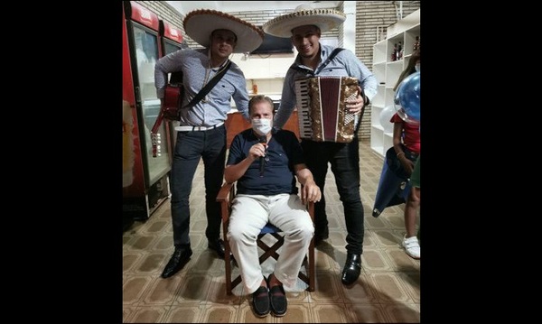 “Pensé que no iba a contar la historia, pero gracias a Dios la estoy contando”, omombe’u músico