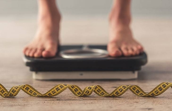 HOY / Mala nutrición y obesidad guardan estrecha relación con la pobreza, afirma médico
