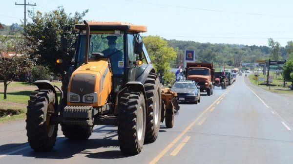 Productores marchan desde Itapúa para pedir al Gobierno condonación de deudas