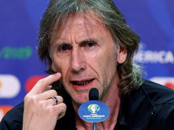 Gareca continuará al frente de la selección de Perú