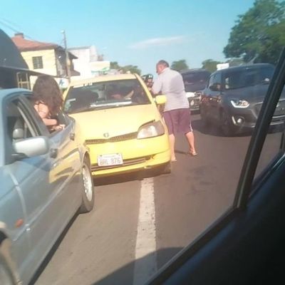 Itauguá: taxista choca y se da a la fuga - Nacionales - ABC Color