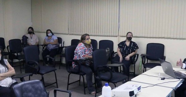 La Nación / Funcionarios judiciales se capacitan para el uso de la herramienta Judisoft en el fuero de la Niñez