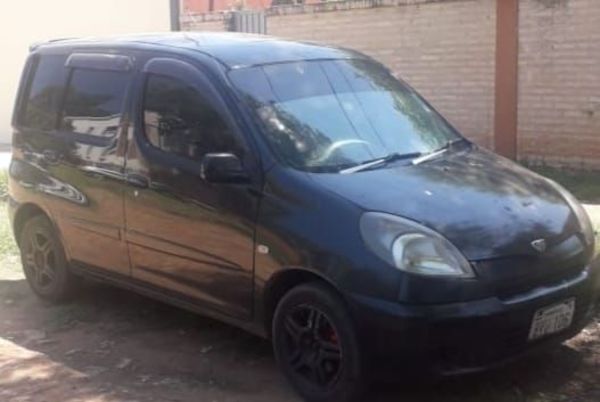 Hallan en San Lorenzo un vehículo robado en Trinidad  - Nacionales - ABC Color