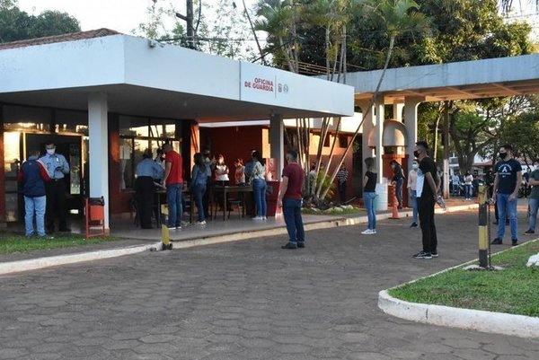 Denuncian presuntas irregularidades en Academia de Policía para estudios clínicos - ADN Paraguayo