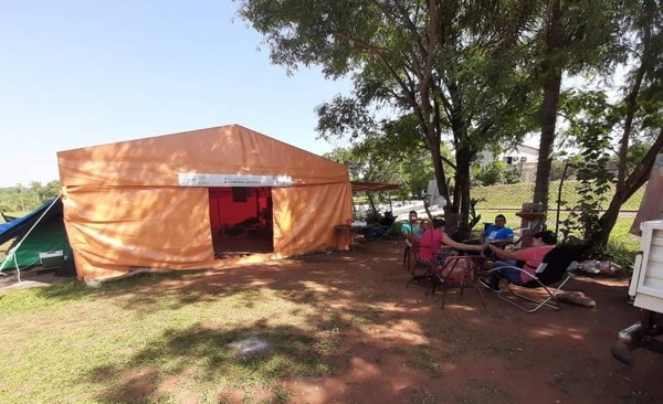 HOY / Hospital de Itauguá: Preocupa comportamiento de familiares de pacientes COVID internados