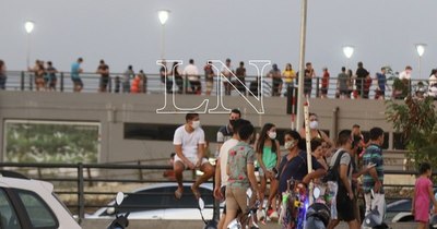 La Nación / Colapsó terapia intensiva en Central por aumento de casos de COVID-19