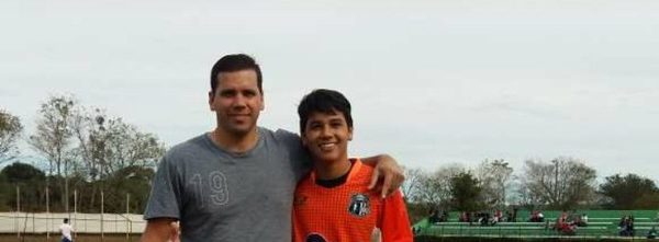 La increíble foto de Cardozo, quien del retiro volvió para ser figura