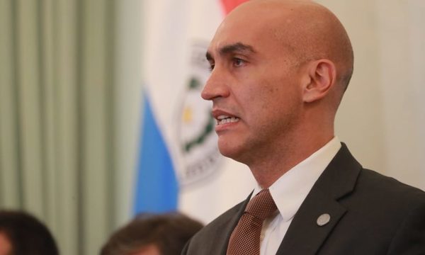 Analizan cuarentena total en algunas zonas para fiestas de fin de año
