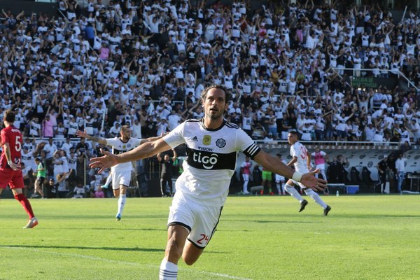 Roque y el recuerdo de un día soñado hace un año: 4 goles en un clásico