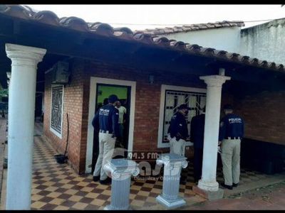 Abogado detenido por supuesta descarga de pornografía infantil