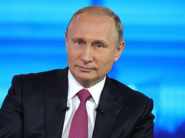 Putin felicita a Medvédev por su triunfo en las Finales ATP