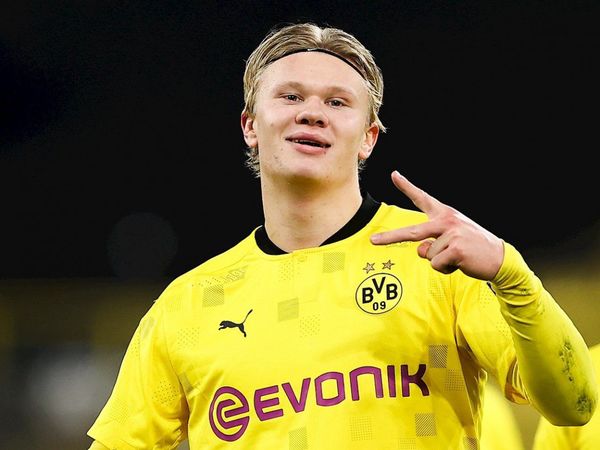 Haaland y Sancho ponen al Dortmund casi en octavos