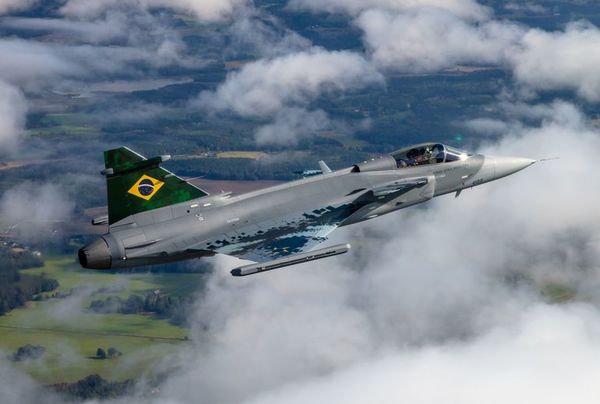 Brasil desarrollará misiles de largo alcance para sus cazas Gripen - Mundo - ABC Color