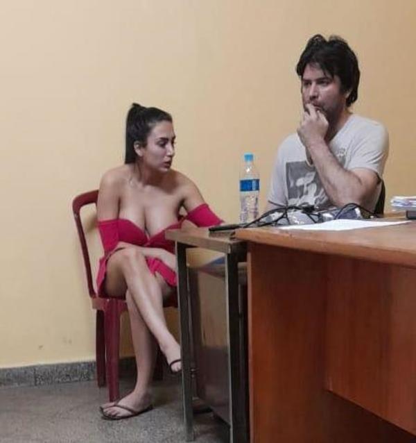 (Video) Novia defiende a Papo y acusa al muerto y a su amigo: “Ellos venden drogas”