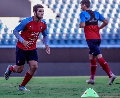 Cerro Porteño trabaja con bajas en el flanco izquierdo
