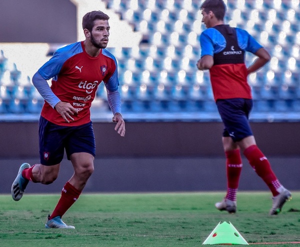 Cerro Porteño trabaja con bajas en el flanco izquierdo
