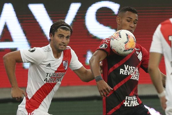 River Plate rescata un empate ante el diezmado Paranaense - Fútbol - ABC Color