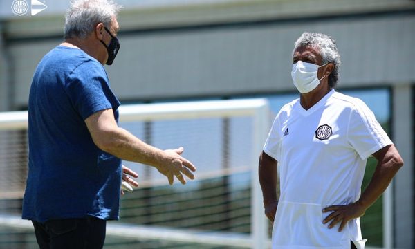 Nery Alberto Pumpido visitó a Néstor Gorosito en la Villa Olimpia