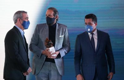 Juan Luis Guerra protagoniza videos de promoción de la República Dominicana - MarketData