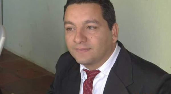 Sicarios asesinan a un juez de faltas en Capitán Bado - Noticiero Paraguay