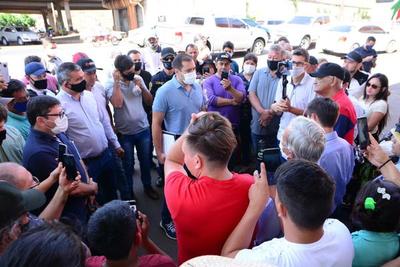 Intendente de CDE acompaña pedido de mensura de la finca 66