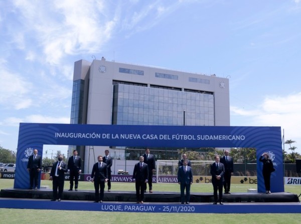 CONMEBOL inauguró mejoras en su sede central y habilitó el centro del VAR - APF