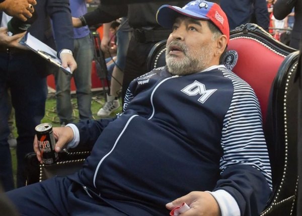 Crónica / Murió Diego Armando Maradona
