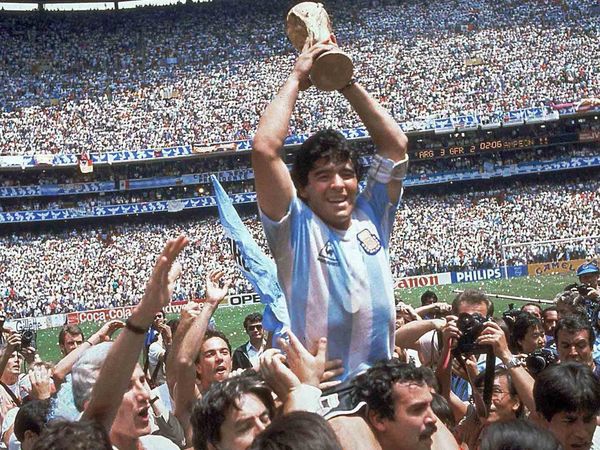 Llora el fútbol: murió Maradona