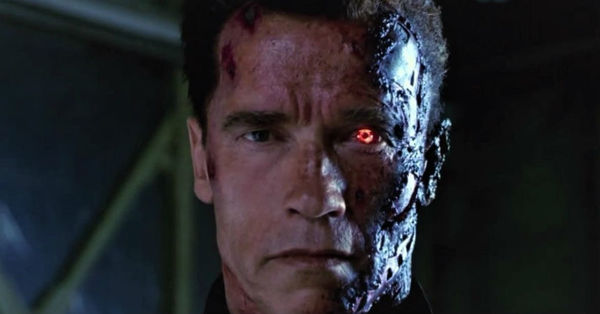 La increíble pipa de 'Terminator' que un fan talló para Arnold Schwarzenegger - C9N