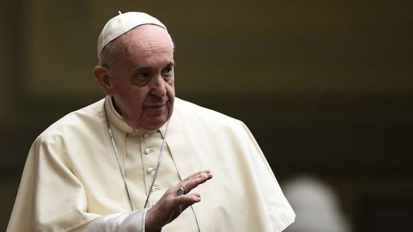 Papa Francisco: "el problema del aborto no es un asunto primariamente religioso, sino de ética humana"