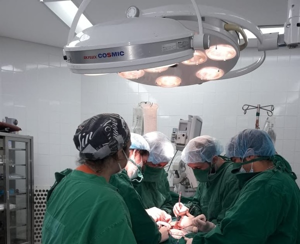 Pareja protagonizan 125º trasplante renal en el Hospital de Clínicas