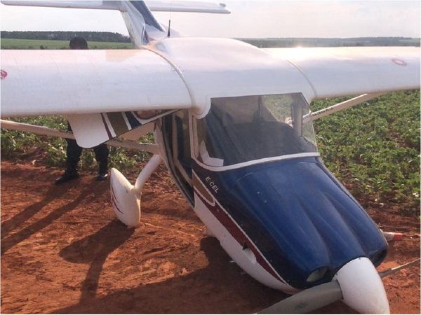 Hallan avioneta abandonada con daños materiales en Tavapy