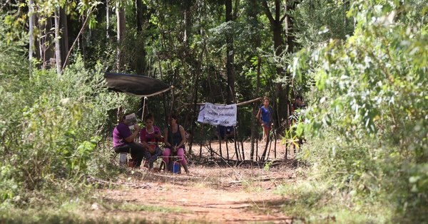 La Nación / En Luque, sintechos invaden terreno destinado a Comisaría