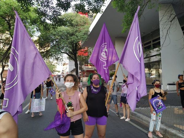 25N: Mujeres elevaron voces ante mayor vulneración de derechos por pandemia