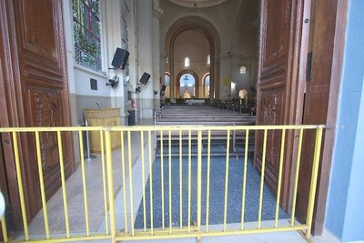 Crónica / “Ver la iglesia vacía me da ganas de llorar”
