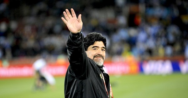 La Nación / Maradona, un astro que marcó al fútbol para siempre
