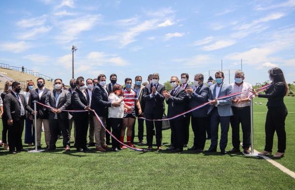 URP reinaugura su estadio tras mejoras - Polideportivo - ABC Color